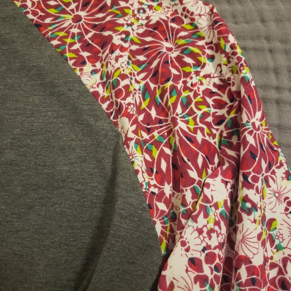 Lularoe Randy - 3XL - Picture 2 of 3